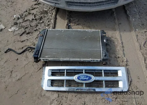 2011 Ford Escape Xlt z USA, uszkodzony, nr VIN 1FMCU0D76BKC66697